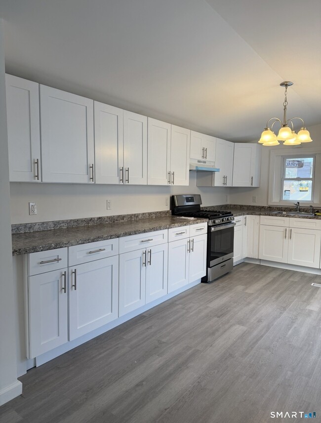 property at 23 Hunters Rd