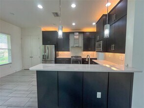 2747 Tarragona Wy in Wesley Chapel, FL - Building Photo - Building Photo