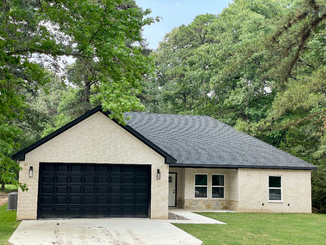 property at 17562 Highland Cir