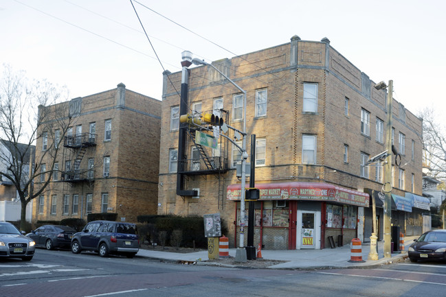 643-649 Elizabeth Ave in Newark, NJ - Building Photo - Building Photo