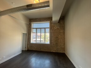 5029 N Kenmore Ave in Chicago, IL - Building Photo - Building Photo