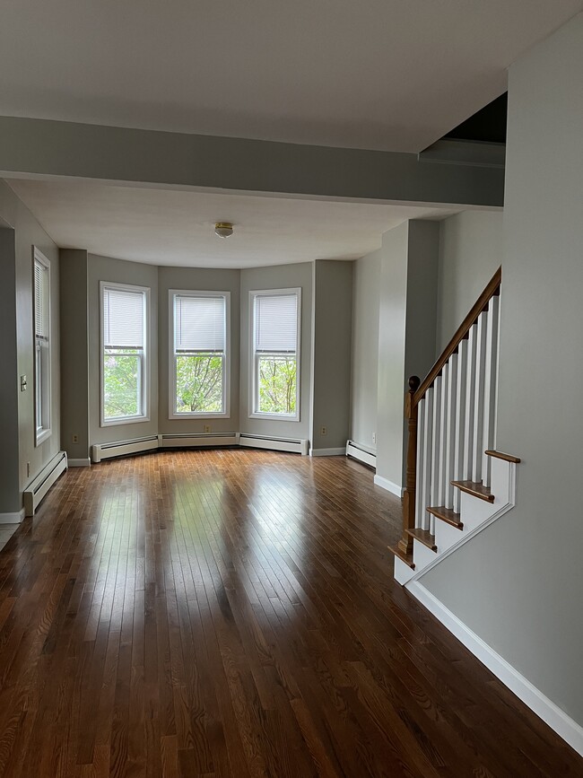 12 Beacon St, Unit 12 in Concord, NH - Building Photo - Building Photo