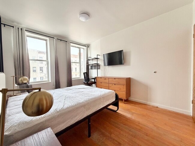 1993 3rd Ave, Unit 3 in New York, NY - Building Photo - Building Photo