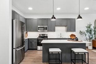 Iconik Bixby in Bixby, OK - Building Photo