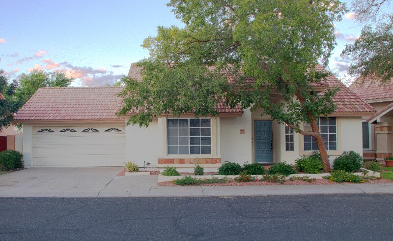 3940 E Orchid Ln in Phoenix, AZ - Building Photo