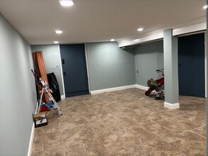 114-01 Francis Lewis Blvd in Queens, NY - Building Photo - Building Photo