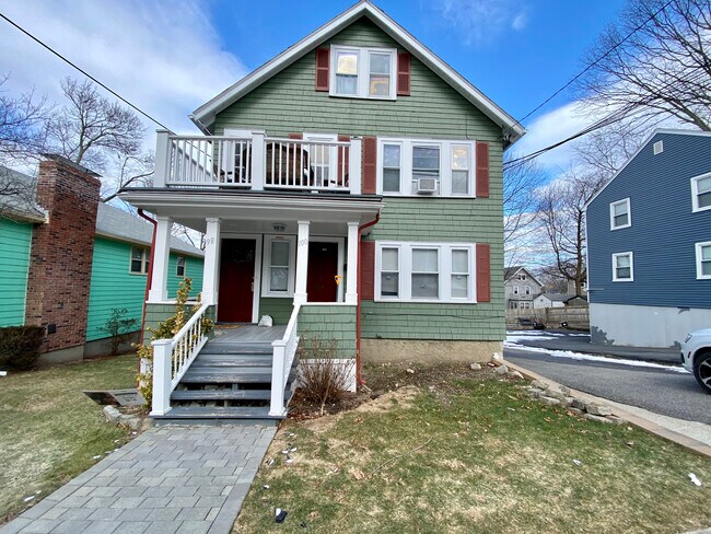 98 Whitford St, Unit 2 in Boston, MA - Building Photo - Building Photo