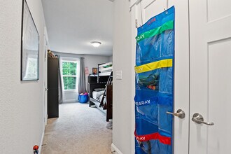 4805 Regal Ct in Chesapeake, VA - Building Photo - Building Photo
