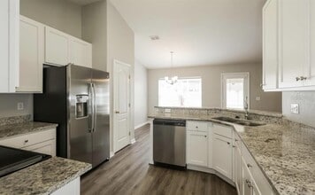 1649 Hallcrest Dr in Deltona, FL - Building Photo - Building Photo