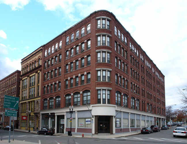 Rolfe House in Lynn, MA - Building Photo - Primary Photo