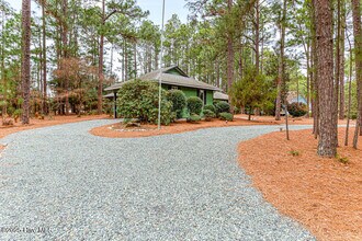 176 Devonshire Ave W in Seven Lakes, NC - Building Photo - Building Photo