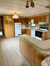 275 Goshen Rd in Pollocksville, NC - Foto de edificio - Building Photo