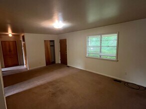 105 Ave 3 NW in Atkins, AR - Building Photo - Building Photo