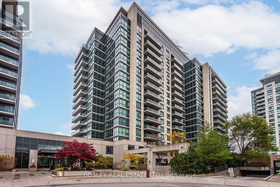 35 Brian Peck Crescent in Toronto, ON - Building Photo