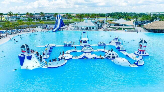 8519 Sea Ray Run in Parrish, FL - Building Photo - Building Photo