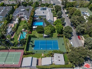 624 N Beverly Dr in Beverly Hills, CA - Building Photo - Building Photo