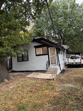 1906 S Willow Ave in Independence, MO - Building Photo - Building Photo