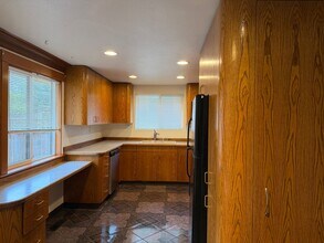 6605 Beverly Blvd in Everett, WA - Building Photo - Building Photo