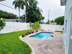 7300 Garfield St in Hollywood, FL - Building Photo - Building Photo