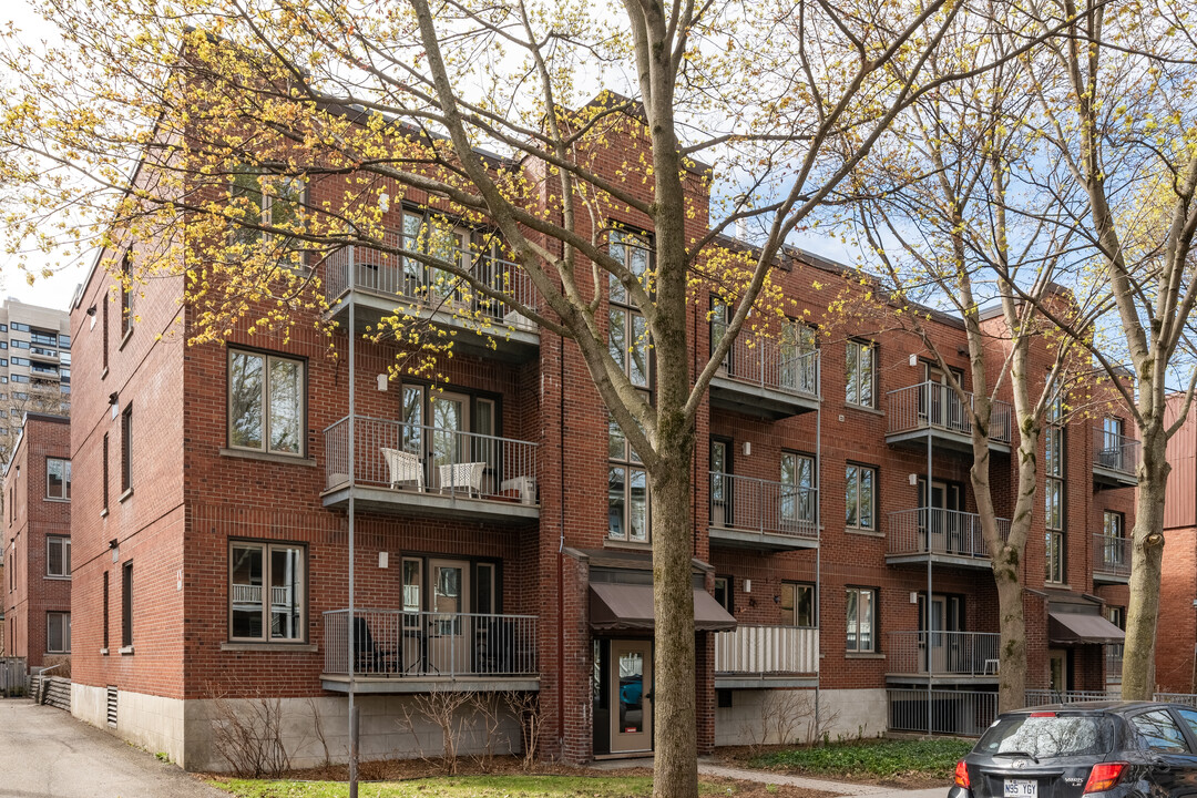 385 Fraser St in Québec, QC - Building Photo