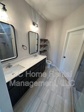 10 Howard Rd in Trimble, MO - Foto de edificio - Building Photo