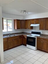 3814 Valley Tree Dr in Tampa, FL - Building Photo - Building Photo