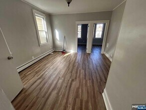 47 Maple St in Garfield, NJ - Building Photo - Building Photo
