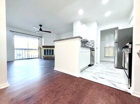 1505 Ward Rd, Unit 186 in Baytown, TX - Building Photo