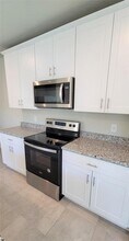 3247 Bella Vista Dr in Davenport, FL - Building Photo - Building Photo