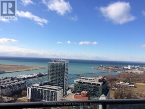 600 Fleet St in Toronto, ON - Building Photo - Building Photo