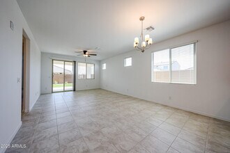 8741 W Windsor Blvd in Glendale, AZ - Building Photo - Building Photo