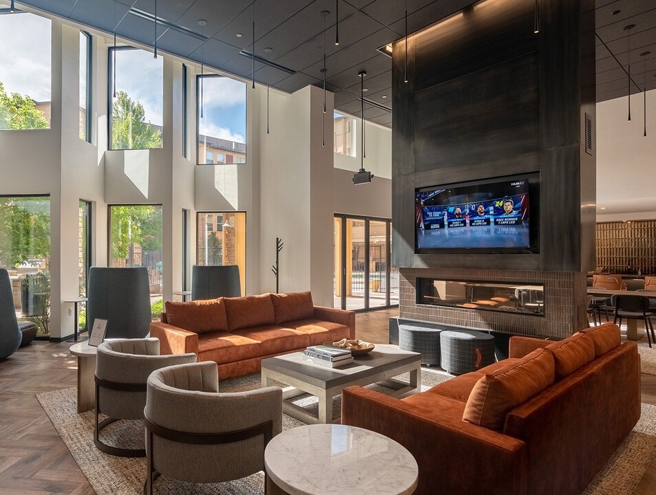 Lugano at Cherry Creek in Aurora, CO - Foto de edificio