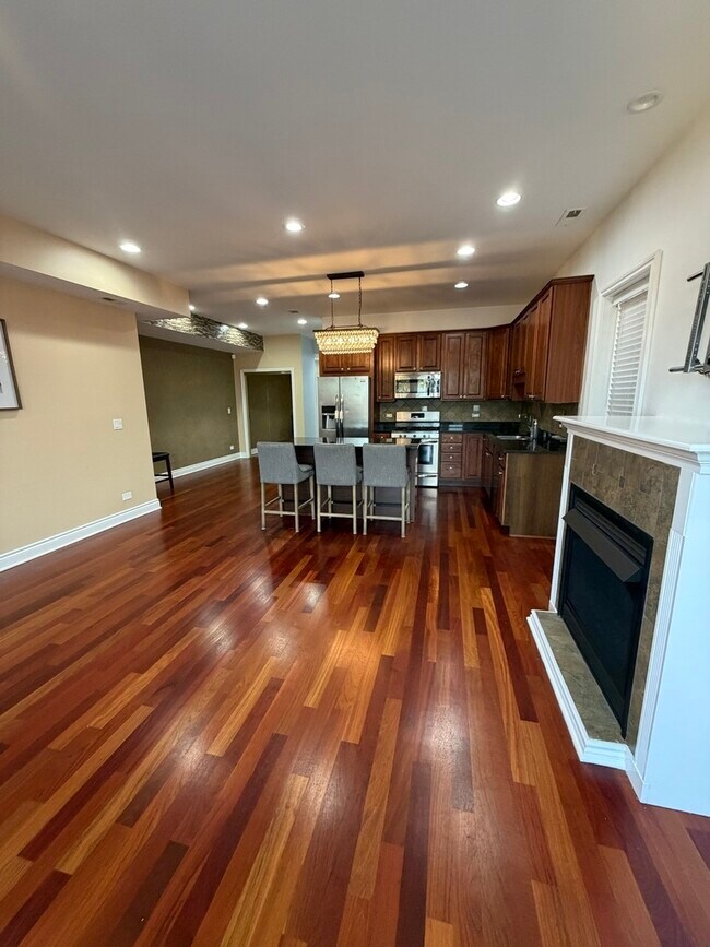 3016 N Harlem Ave in Chicago, IL - Building Photo - Building Photo