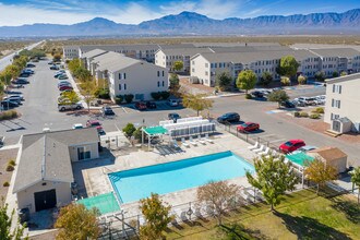 Van Horne Estates Apartments in El Paso, TX - Building Photo - Building Photo