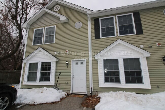 property at 1 Waverly Dr