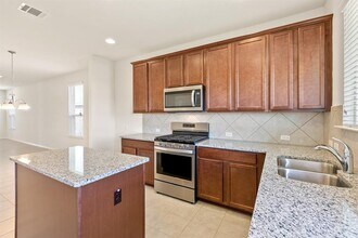 500 Martha Dr in Buda, TX - Building Photo - Building Photo