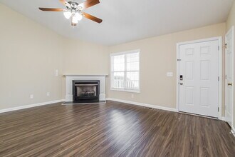 68 Bent Creek Ct in Clayton, NC - Building Photo - Building Photo