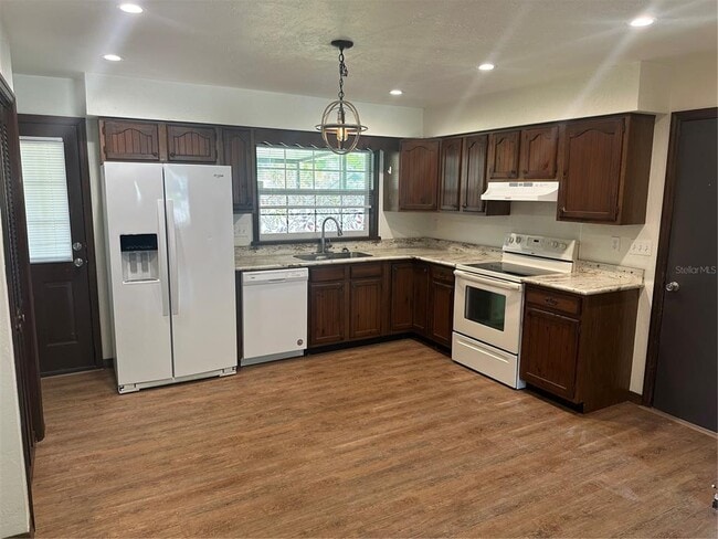 5741 NE 4th Pl in Ocala, FL - Building Photo - Building Photo