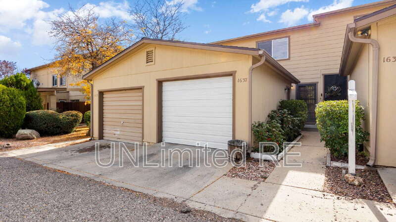 1637 Canada Crescent in Prescott, AZ - Building Photo