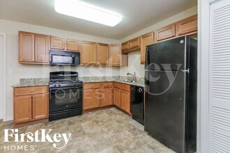 125 S Orchard Dr in Bolingbrook, IL - Building Photo - Building Photo