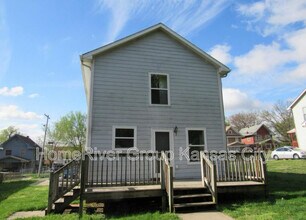 1614 E 37th St in Kansas City, MO - Foto de edificio - Building Photo
