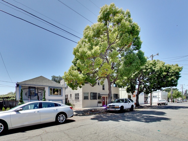 3809 Penniman Ave in Oakland, CA - Building Photo - Building Photo