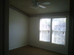 10626 Winfield Loop in Manassas, VA - Building Photo - Building Photo