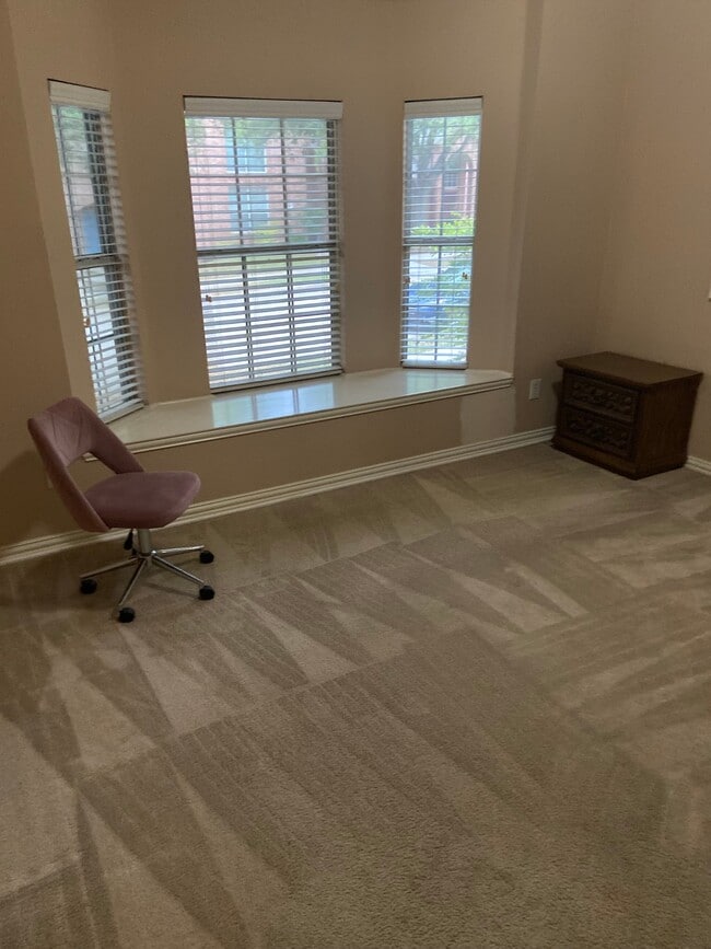 1769 Massey Dr in Lewisville, TX - Foto de edificio - Building Photo