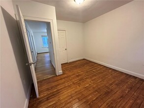 451 Admiral St in Providence, RI - Building Photo - Building Photo