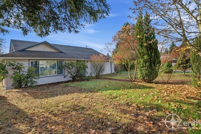 property at 1417 NW 98th Cir