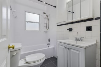 2845 Valencia Way S in St. Petersburg, FL - Building Photo - Building Photo