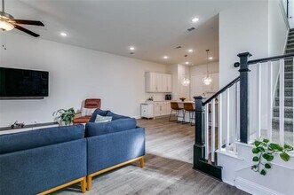 12966 Wymeth Dr in Farmers Branch, TX - Building Photo - Building Photo