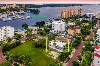 161 Golden Gate Point in Sarasota, FL - Building Photo - Building Photo