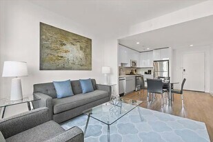 57 Bank St in White Plains, NY - Building Photo